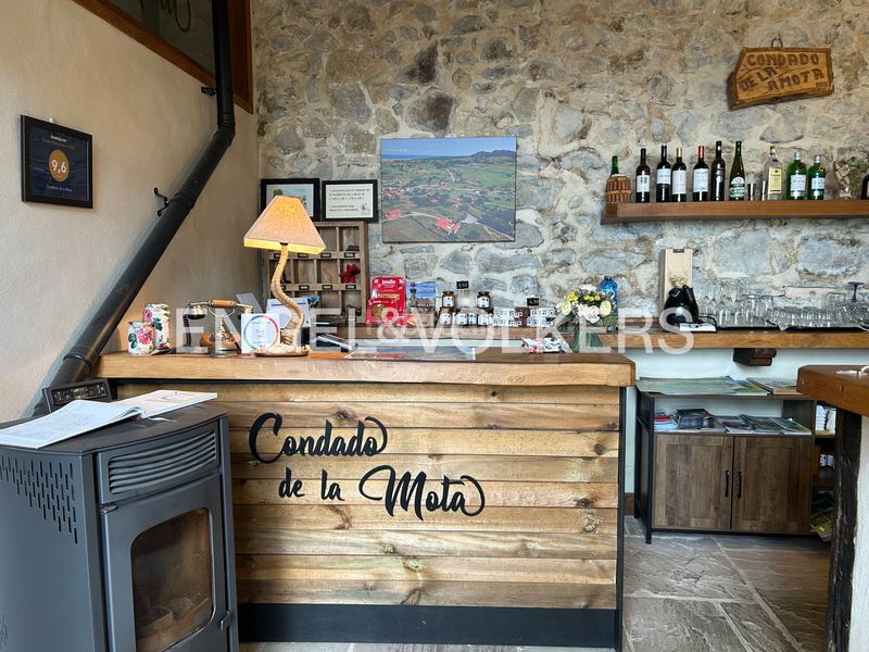 Foto e9995449-6cd7-4359-8199-5e9b355524a2. Casa amb calefacció a Mogro Miengo