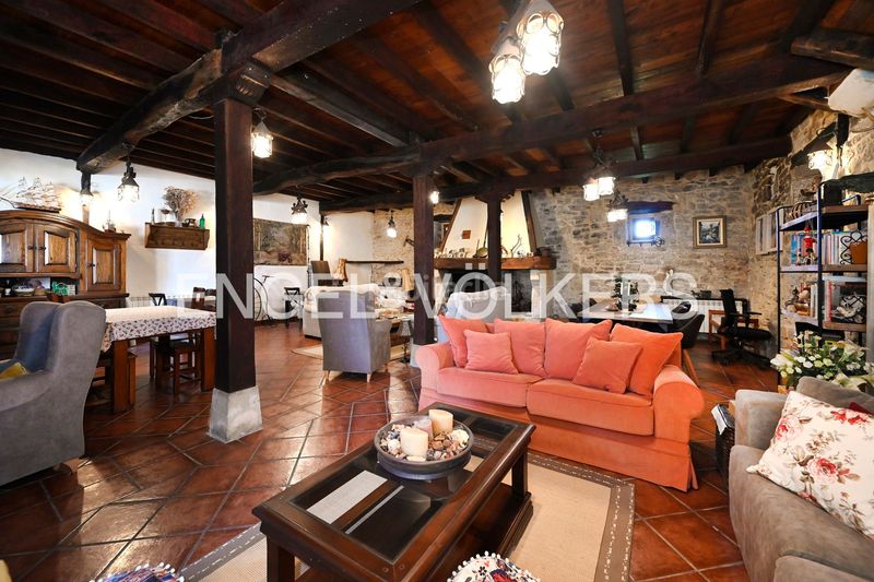 Foto e9a4ba82-a261-41b3-9b3c-ce953adec948. Casa amb calefacció a Mogro Miengo