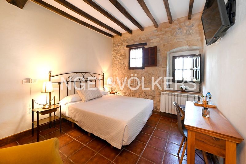 Foto ed3a56ef-aa3e-41ce-8f28-4daa6b111b8a. Casa amb calefacció a Mogro Miengo
