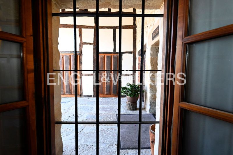 Foto fdea508b-e8f7-4698-93f9-fb08353ce206. Casa amb calefacció a Mogro Miengo