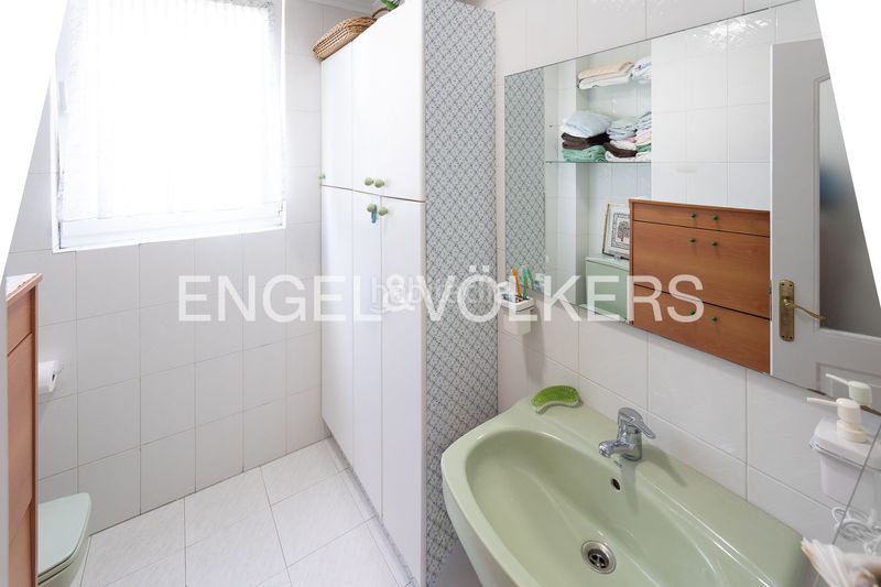 Foto d39e510a-ca65-4001-8af4-d107bb3bf4bd. Casa adossada amb calefacció aparcament a Muriedas Camargo