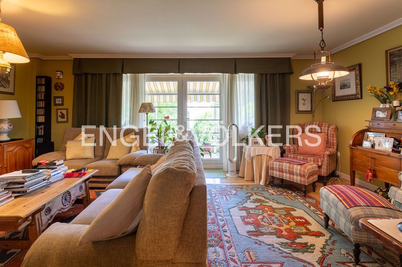 Foto e98d3544-67ac-4c04-99c7-b1fffa8fedd9. Casa adossada amb calefacció aparcament a Muriedas Camargo