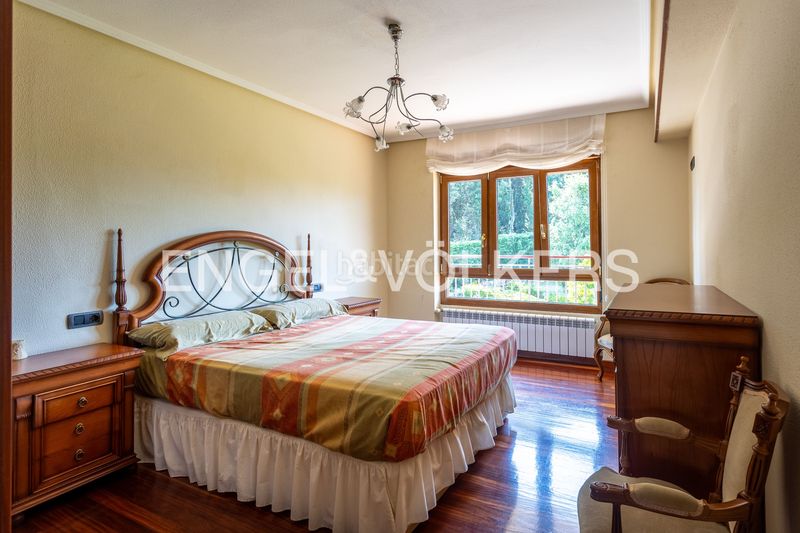 Foto 07d8e552-a578-4cbf-97d5-39639d34aba3. Casa amb calefacció aparcament a Arnuero