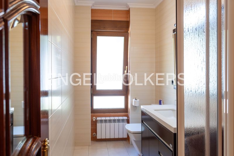 Foto 5d4286b9-2655-43fa-8717-9c3c2521e940. Casa amb calefacció aparcament a Arnuero