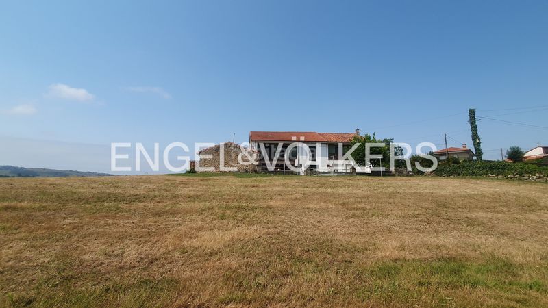 Foto d561cc8d-99a2-457c-886a-4fdce1281b31. Casa a schiera con riscaldamento parcheggio in Santillana del Mar