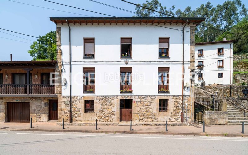 Foto 1a8edac4-af76-427a-b040-37a54301470f. Casa adossada amb calefacció a Liérganes