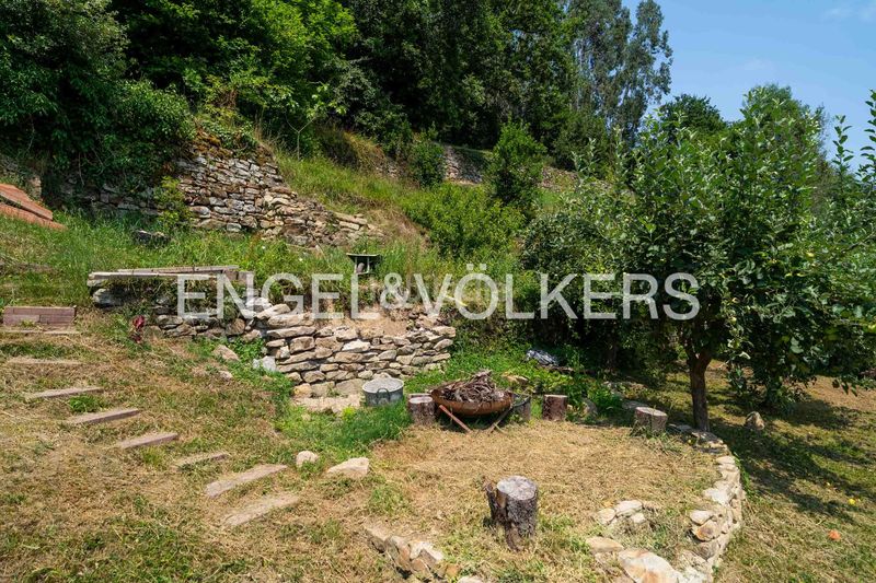 Foto faf7b80e-b771-40a9-8315-76d3011706a6. Casa adossada amb calefacció a Liérganes