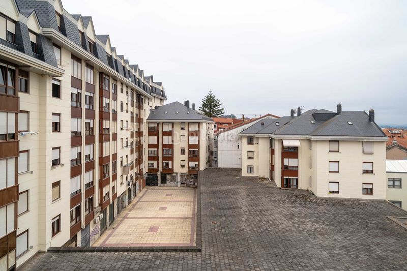 Foto bf82f3c9-8ed6-4f98-a7c7-4ac744e03f08. Rent flat with heating in Puerto Chico Santander