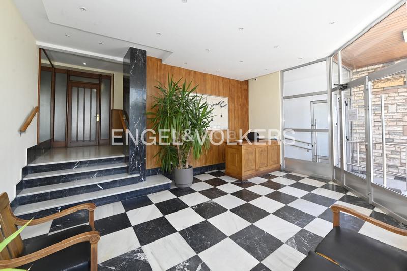 Foto 524e4898-b24c-47aa-93af-0e4cfcd43043. Apartamento magnífico piso en castelar con vistas en Santander