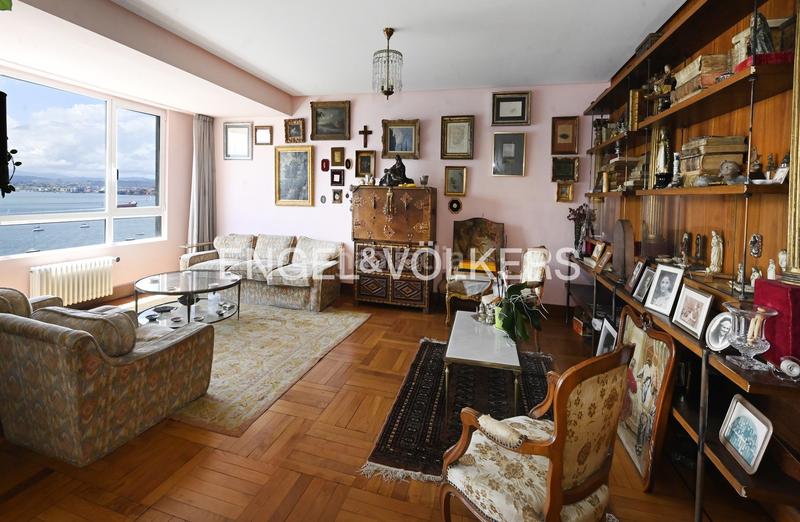 Foto 86168051-81a8-44f1-a95a-fe6a9dbd55f9. Apartamento magnífico piso en castelar con vistas en Santander