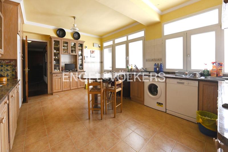 Foto 98503f50-7c72-47ee-931c-6e6aee49b685. Apartamento magnífico piso en castelar con vistas en Santander