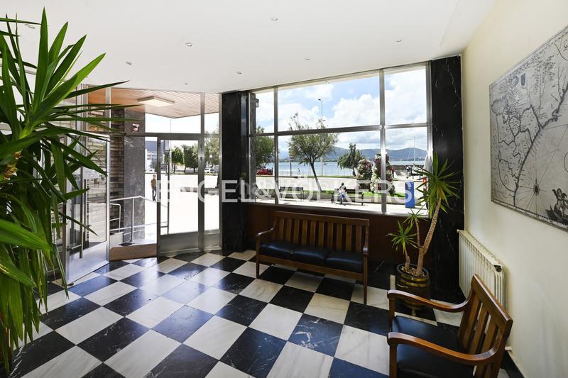 Foto ab7a24c7-1947-4d0b-b479-9587d5e3d31e. Apartamento magnífico piso en castelar con vistas en Santander