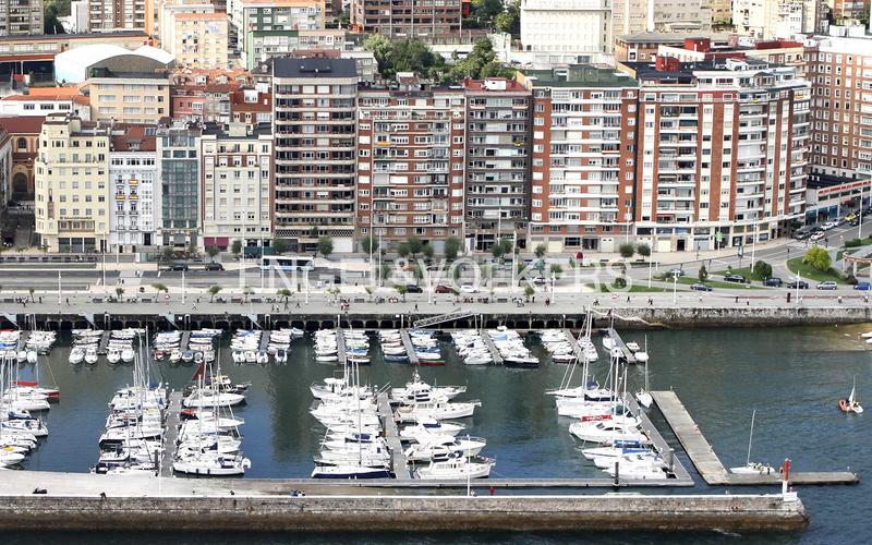 Foto ac1588e2-577e-41c0-88de-1711dfd5bbda. Apartamento magnífico piso en castelar con vistas en Santander