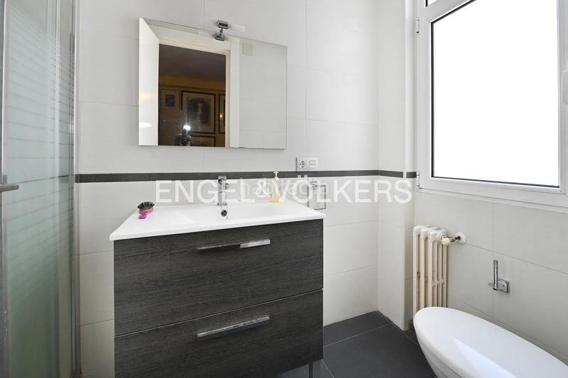 Foto d04cde71-1f74-4364-9d53-df4282517cb4. Apartamento magnífico piso en castelar con vistas en Santander