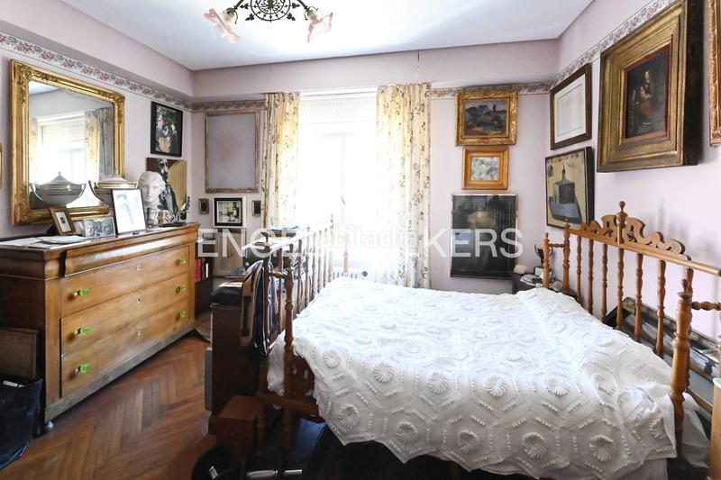 Foto e5705b05-f4ba-45c6-b899-119fc58485fc. Apartamento magnífico piso en castelar con vistas en Santander