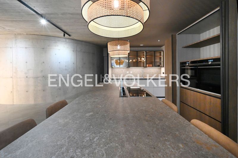 Foto 1c2bd5b6-c570-4888-956f-f5743f1e5ee7. Planta baixa amb calefacció a Centro - Ayuntamiento Santander