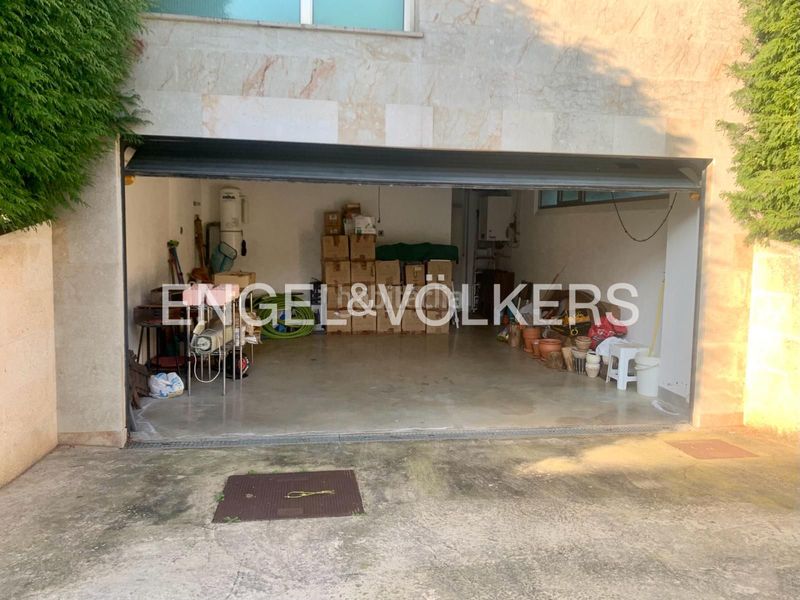 Foto 8bd125b3-2f5b-4845-a525-e18050695d01. Casa amb calefacció aparcament a Mompia Santa Cruz de Bezana