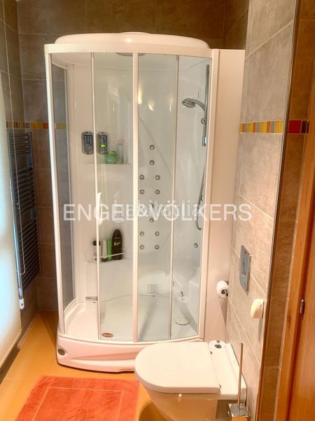 Foto ea0209bd-54f7-4c57-90a8-a9464ba83c86. Casa amb calefacció aparcament a Mompia Santa Cruz de Bezana