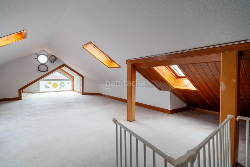 Foto ab215327-7581-42ae-8542-d6bad116c2a0. Casa adossada amb calefacció aparcament a El Sardinero Santander