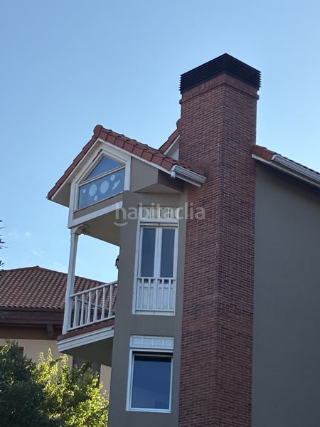 Foto b299b28d-4a87-4d41-9224-06aa95081625. Casa adossada amb calefacció aparcament a El Sardinero Santander
