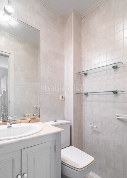 Foto de28c6b8-ad10-45c2-8b2b-0f8fec3ddbc0. Casa adossada amb calefacció aparcament a El Sardinero Santander