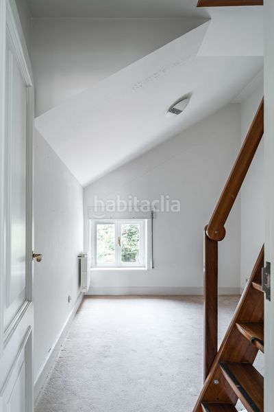 Foto ede3f0ab-2478-4c7f-960f-76d42f32122e. Casa adossada amb calefacció aparcament a El Sardinero Santander