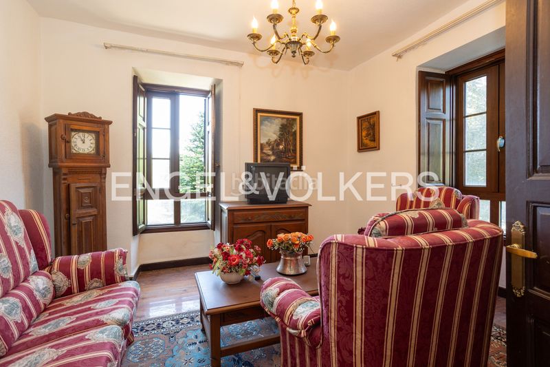 Foto b3eae72f-95a5-4ad0-a800-5ce96da6fe07. Casa con riscaldamento parcheggio in Riotuerto
