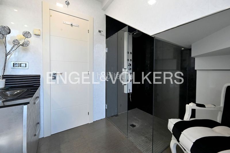 Foto ee369f9b-77cc-4152-bbea-b29e2501f649. Casa amb calefacció aparcament piscina a Liencres Piélagos