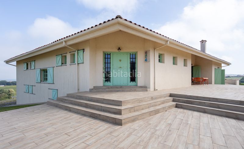Foto 21a1624e-1ade-4371-9403-ae6c98e04d21. Casa amb calefacció aparcament a Ajo Bareyo