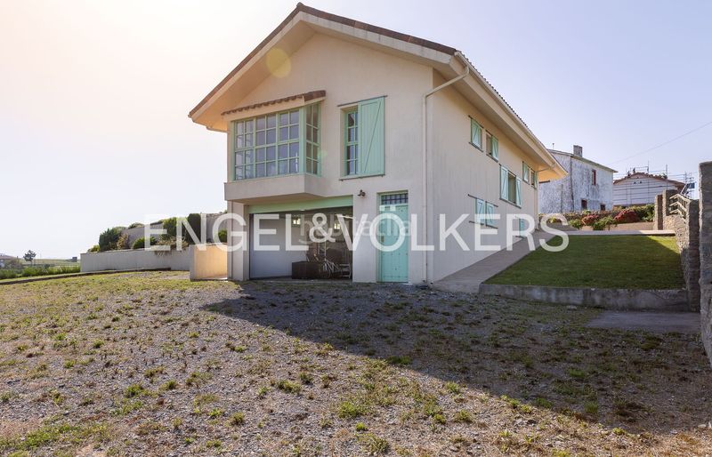 Foto 3d1194ad-3389-43c3-b26d-3726afceff51. Casa con riscaldamento parcheggio in Ajo Bareyo