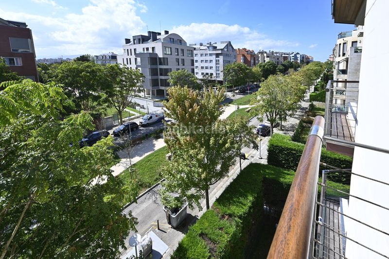 Foto adac179f-634c-4216-be29-fa52cdc62d39. Rent flat with heating parking pool in Valdenoja Santander