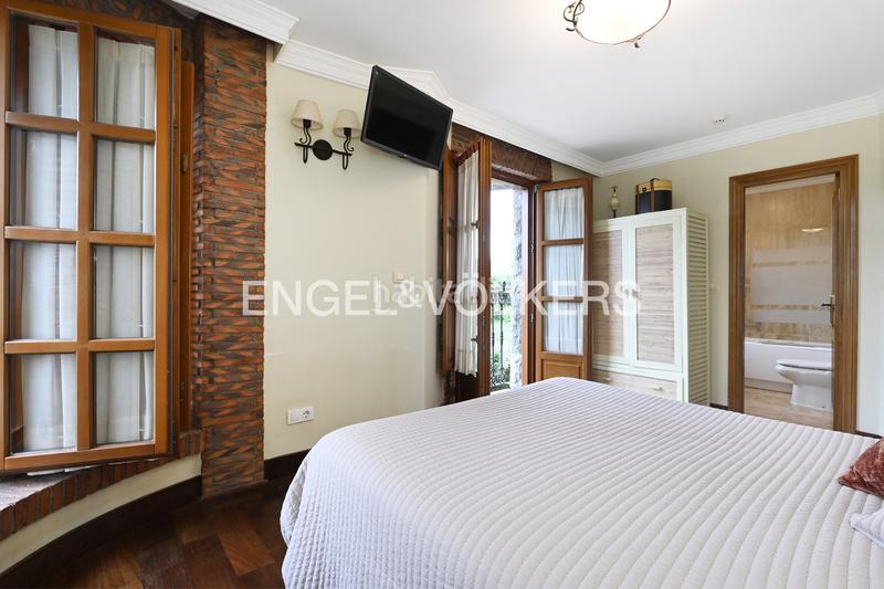 Foto 4b617950-6666-4446-be03-03bff5ca144a. Casa amb calefacció aparcament a Samano Castro - Urdiales
