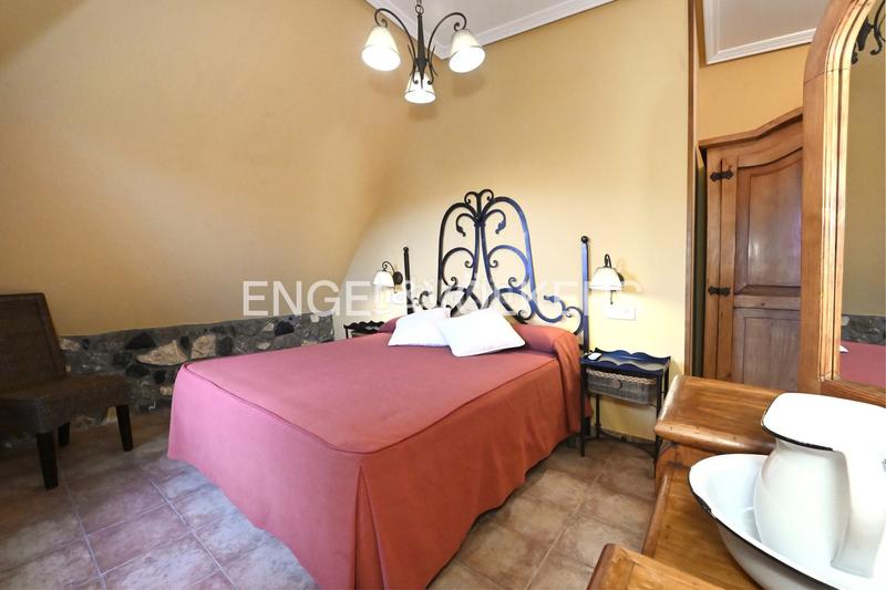 Foto c73aa95a-d0aa-41e3-997d-fdba8a11216b. Casa amb calefacció aparcament a Samano Castro - Urdiales