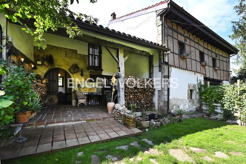 Foto 1ad5dc8c-e698-4c15-89da-1636b5953585. Casa amb calefacció a Revilla Camargo