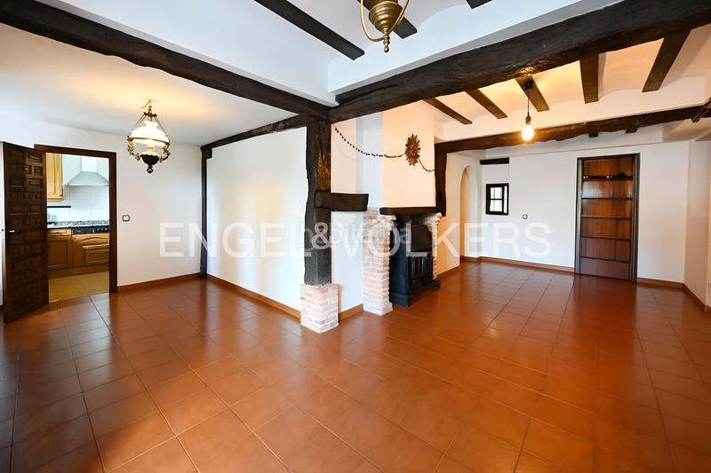 Foto 345aa65a-75a2-42a1-bf49-775c3b8b15ad. Casa amb calefacció a Revilla Camargo