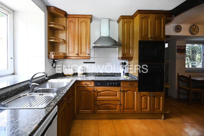 Foto 5c86e0e0-452d-4656-a568-ca5b997d4def. Casa amb calefacció a Revilla Camargo