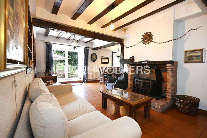 Foto 776a1b47-1813-4328-bca0-f0079daa14b6. Casa amb calefacció a Revilla Camargo