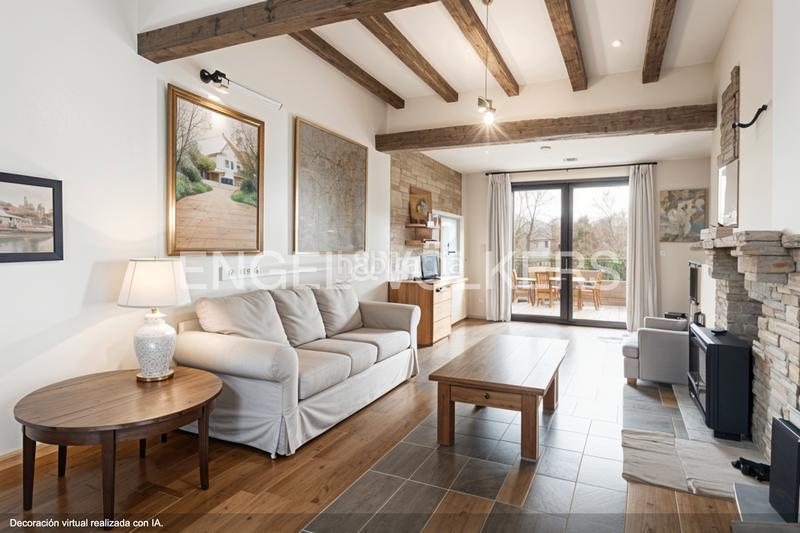 Foto dde96d5f-8834-4958-b0a7-58de5fdf7b15. Casa amb calefacció a Revilla Camargo