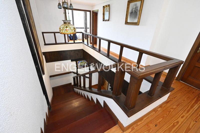 Foto df8cbaf1-1b93-4876-a740-adc19bf7213b. Casa amb calefacció a Revilla Camargo