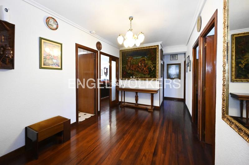 Foto 0cc4069c-6a57-40c2-9797-fb3c2d2a2214. Haus mit heizung parking in Monte Santander
