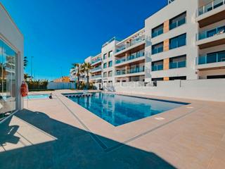 Àtic a Calle unamuno 47. Ático de lujo con solárium a 400m de la playa de la zenia