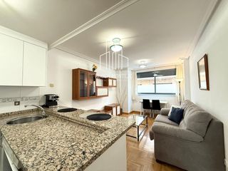 Rent Apartment  Garcia moreno. Apartamento con servicios centrales