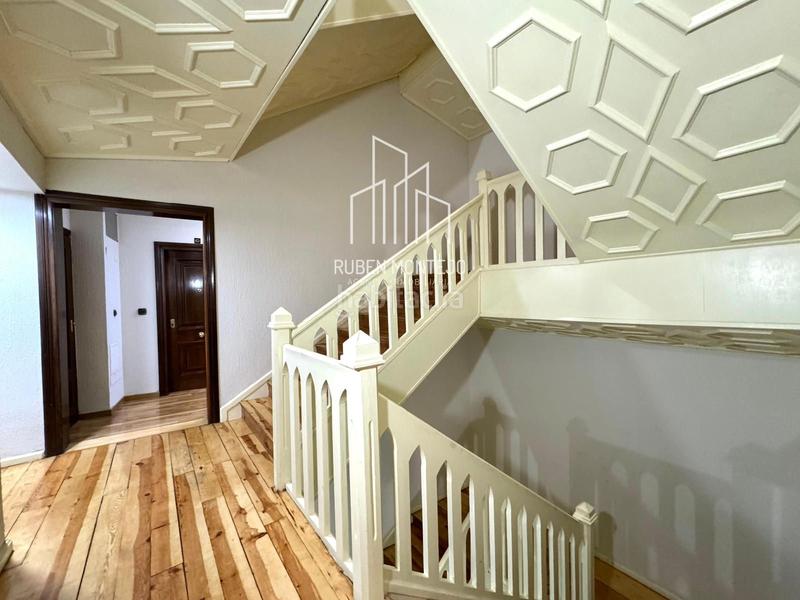 Foto c6cc85b4-4ed3-4d43-9d79-3b17ab140c8f. Piccolo appartamento con riscaldamento in Centro Salamanca