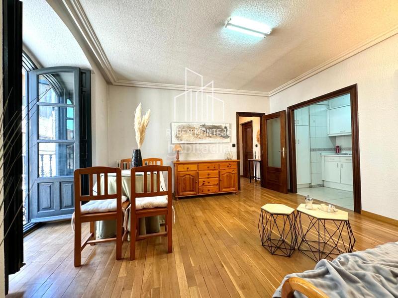 Foto f08fc53e-e4e6-4e7b-a82c-169bcb1ff6e5. Piccolo appartamento con riscaldamento in Centro Salamanca