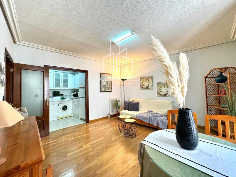 Foto f64c40fd-c328-41f2-816d-8852026ddb6a. Piccolo appartamento con riscaldamento in Centro Salamanca