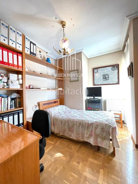 Foto 292e7c98-65bf-4188-b44e-2ce7ed50f3e0. Flat with heating parking in Carmelitas Salamanca