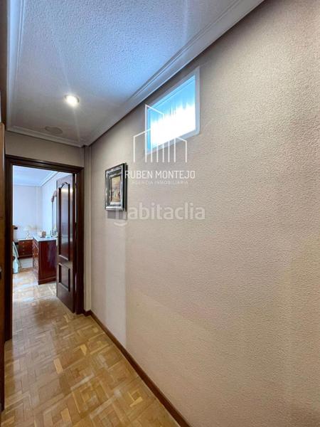 Foto 4c66f450-4947-4021-a119-a1c11aa0c46a. Flat with heating parking in Carmelitas Salamanca