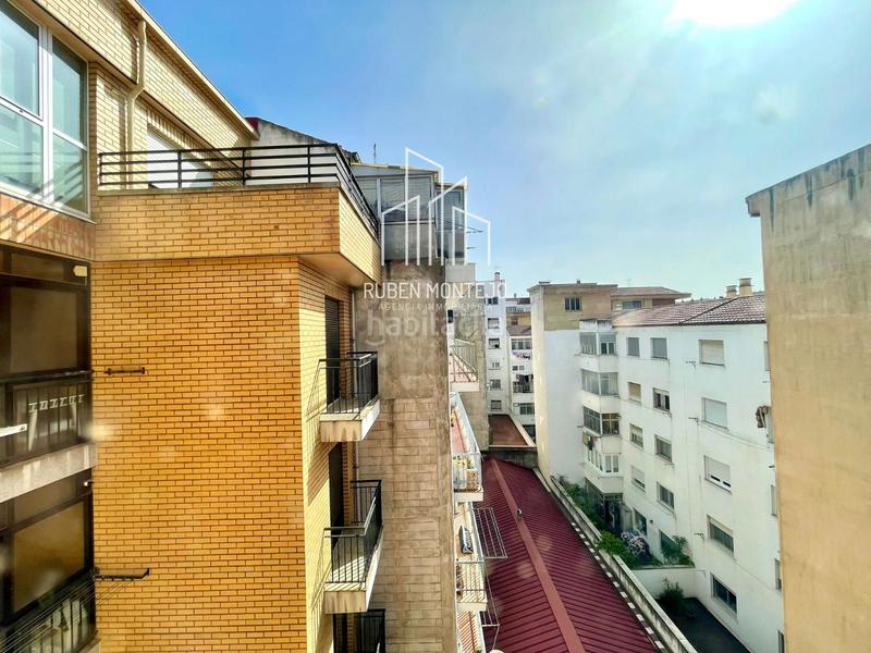 Foto 8501c29f-ff6a-414d-b9d9-c4dbc9b2e679. Flat with heating parking in Carmelitas Salamanca