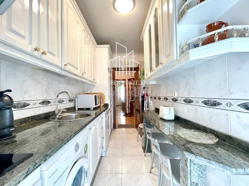 Foto b522abfa-aa4c-4236-9df7-982386941bff. Flat with heating parking in Carmelitas Salamanca