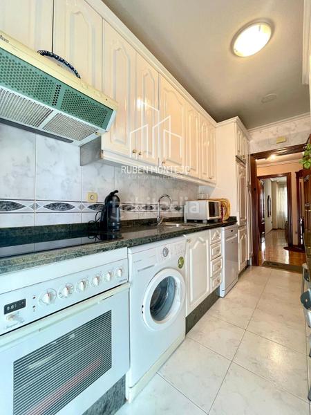 Foto e59dc501-26f3-46f4-9250-cb20e1f72c30. Flat with heating parking in Carmelitas Salamanca